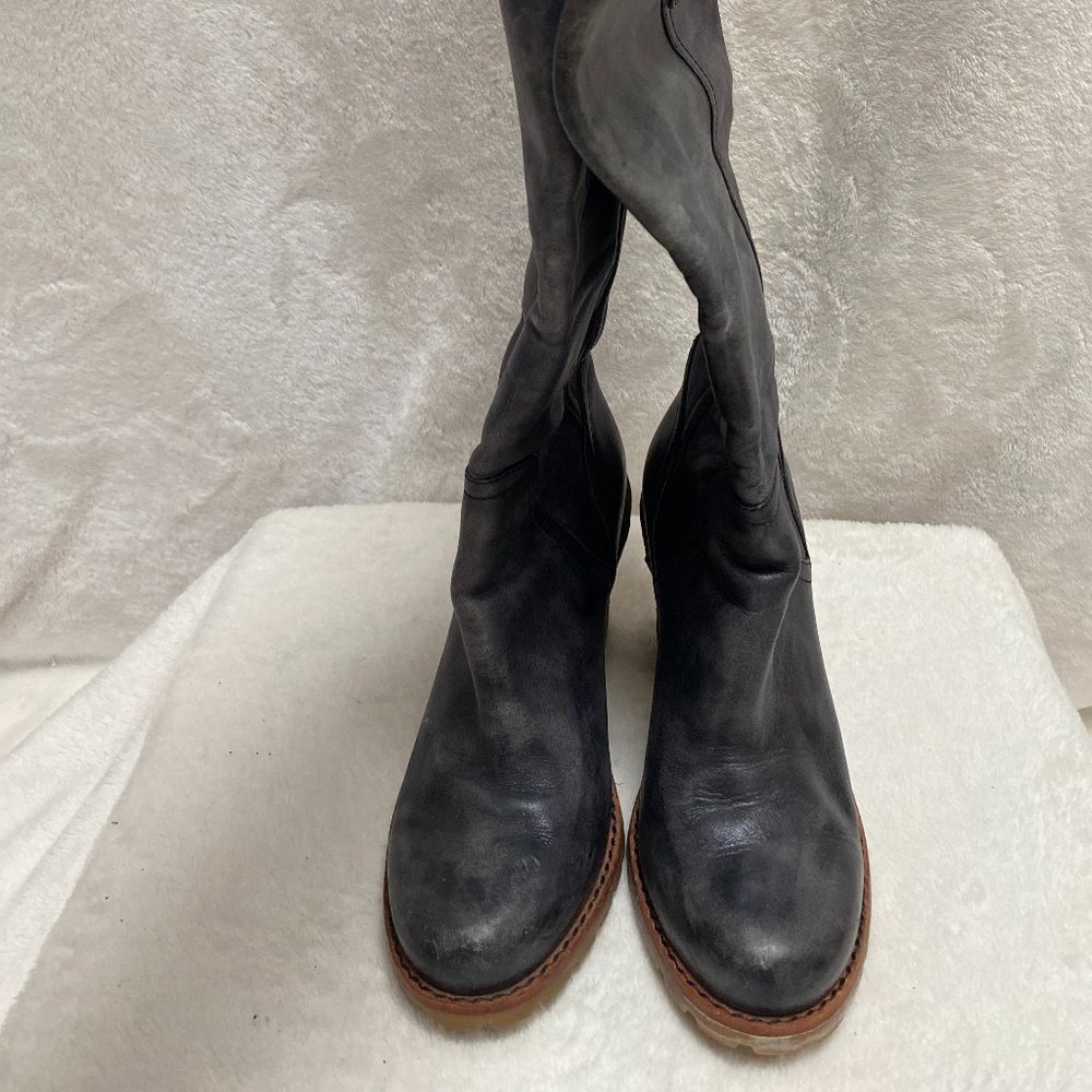 UGG Leather Knee High Boots Sz: 5